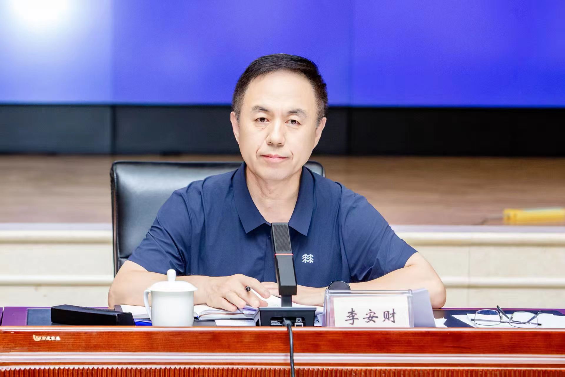 省人力资源社会保障厅召开全面振兴新突破三年行动工作任务推进会暨2025年上半年工作总结会议